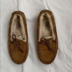 Chestnut ugg moccasins